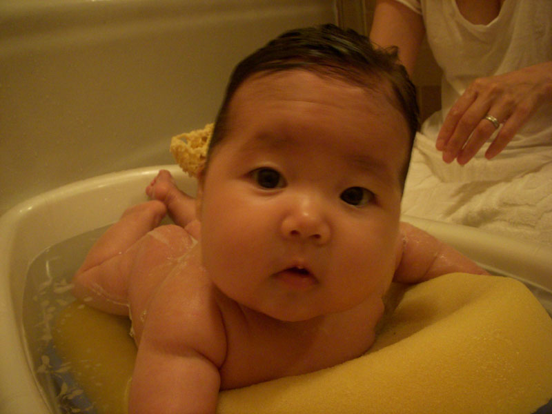 08-21-2007-bathtime